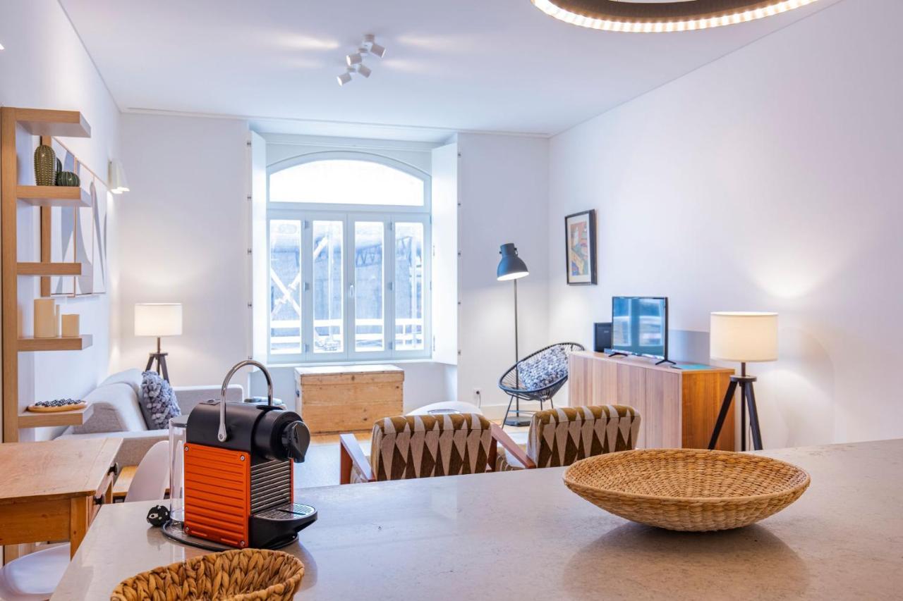 Modern Rustic Flat In Santos By Lovelystay Lisbon Luaran gambar